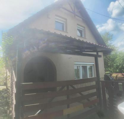 Hongarije ~ Pannonia (West) ~ Baranya (Pcs) - (Woon)boerderij