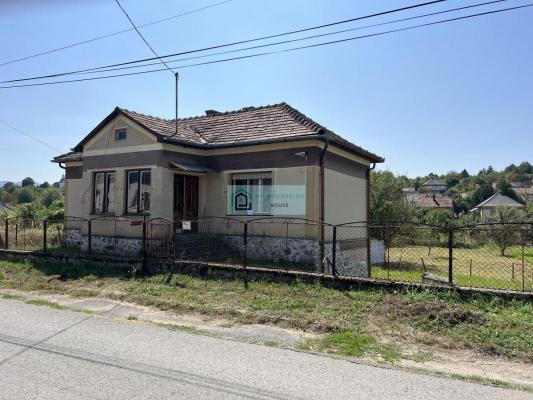 Hongarije ~ Eger-Tokaj (Noord) ~ Borsod-Abaj-Zempln - Woonhuis