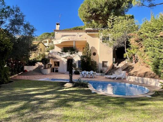 Spanje ~ Cataloni ~ Gerona ~ Costa Brava ~ Kust - Chalet