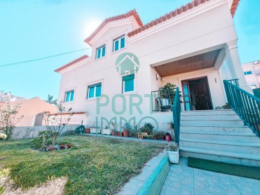 Portugal ~ Centro ~ Leiria ~ Alcobaa - Villa