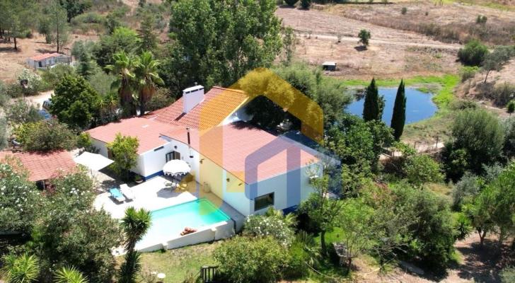 Portugal ~ Alentejo ~ Portalegre ~ Avis - Landgoed