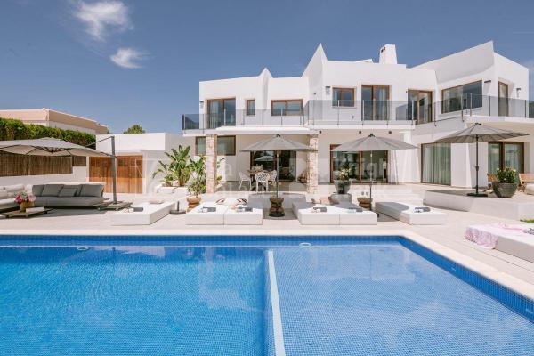 Spanje ~ Balearen ~ Ibiza ~ Kust - Villa