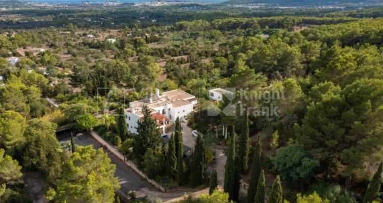 Spanje ~ Balearen ~ Ibiza ~ Kust - Landgoed Finca
