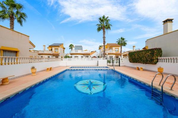 Spanje ~ Valencia (Regio) ~ Alicante (prov.) ~ Costa Blanca ~ Kust - Bungalow