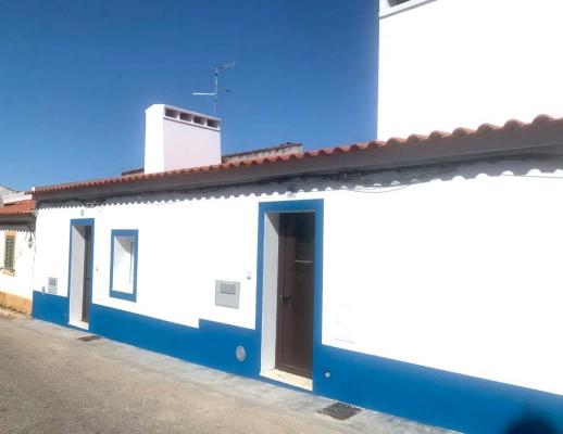 Portugal ~ Alentejo ~ Portalegre ~ Elvas - Woonhuis