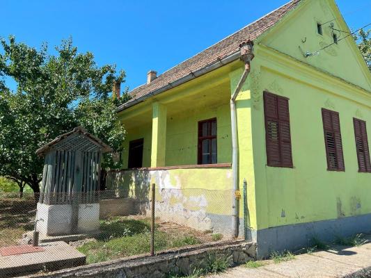 Hongarije ~ Pannonia (West) ~ Baranya (Pcs) - (Woon)boerderij
