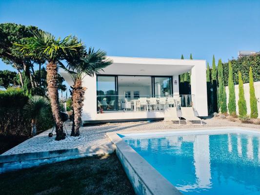 Portugal ~ Leiria ~ Alcobaa - Villa