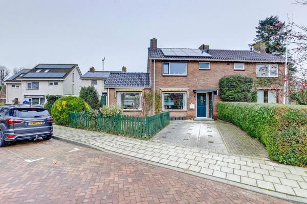 Nederland ~ Zeeland - 2-onder-1-kap
