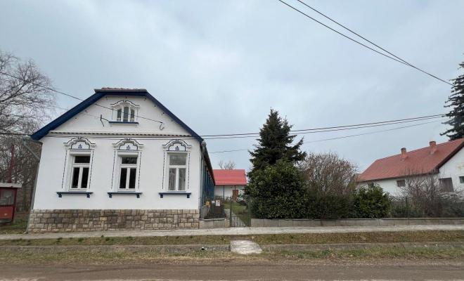 Hongarije ~ Pannonia (West) ~ Baranya (Pcs) - (Woon)boerderij