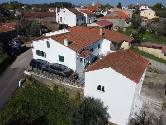 Portugal ~ Santarm ~ Tomar - Woonhuis