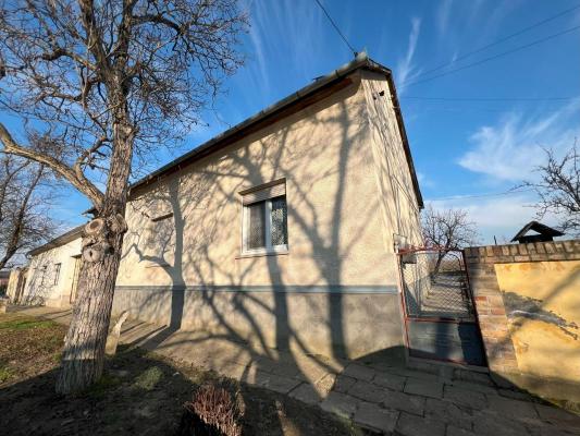 Hongarije ~ Pannonia (West) ~ Baranya (Pcs) - (Woon)boerderij