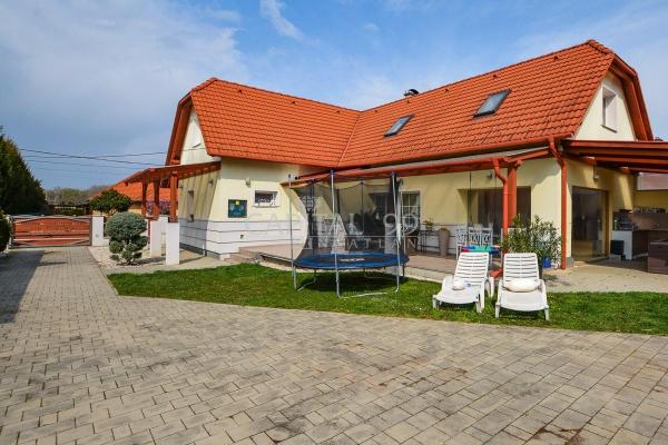 Hongarije ~ Pannonia (West) ~ Balaton - Villa
