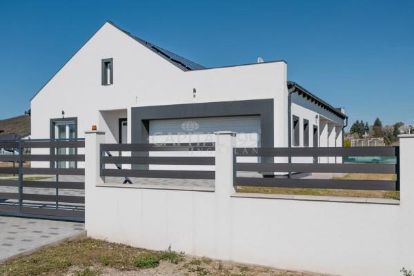 Villa te koop in Hongarije - Pannonia (West) - Balaton - Balatongyrk -  550.000