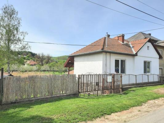 Hongarije ~ Eger-Tokaj (Noord) ~ Borsod-Abaj-Zempln - Woonhuis