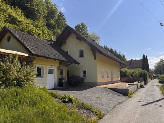 Meergezinswoning te koop in Oostenrijk - Karinthi - Hohenthurn -  269.000