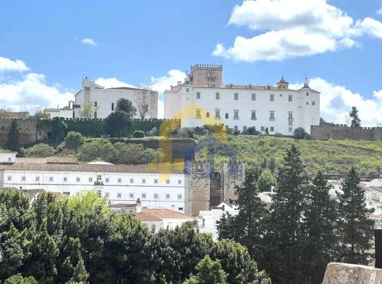 Portugal ~ Alentejo ~ vora ~ Estremoz - Duplex woning