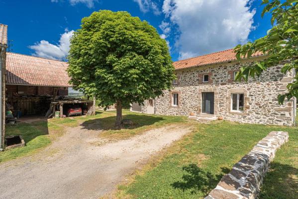 Frankrijk ~ Limousin ~ 87 - Haute-Vienne - Maison en pierre