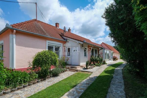 Hongarije ~ Pannonia (West) ~ Balaton - Villa
