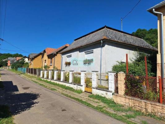 Hongarije ~ Eger-Tokaj (Noord) ~ Borsod-Abaj-Zempln - Woonhuis