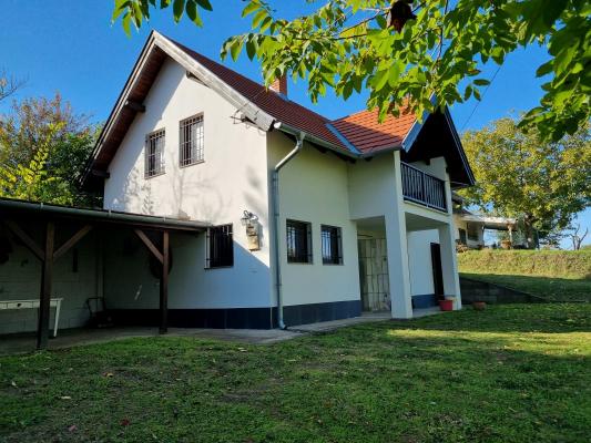 Hongarije ~ Pannonia (West) ~ Tolna (Szekszrd) - Vakantiehuis