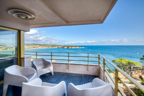 Spanje ~ Cataloni ~ Gerona ~ Costa Brava ~ Kust - Appartement