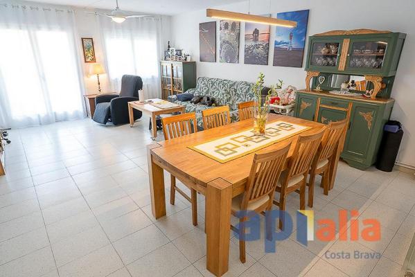 Spanje ~ Cataloni ~ Gerona ~ Costa Brava ~ Kust - Appartement
