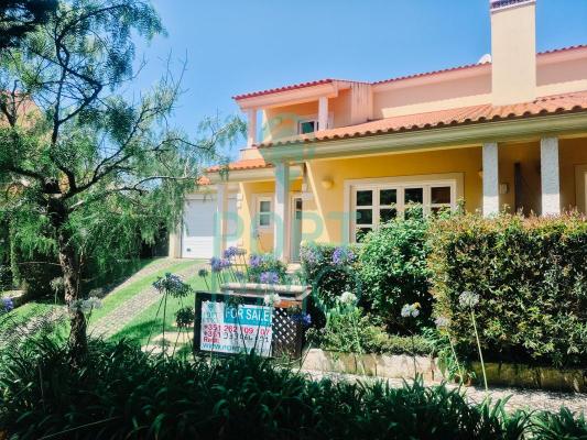 Halfvrijstaand te koop in Portugal - Leiria - Alcobaa - So Martinho do Porto -  385.000