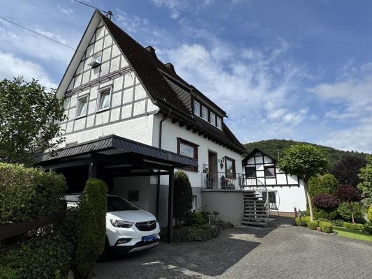 Duitsland ~ Nordrhein-Westfalen ~ Sauerland - Woonhuis