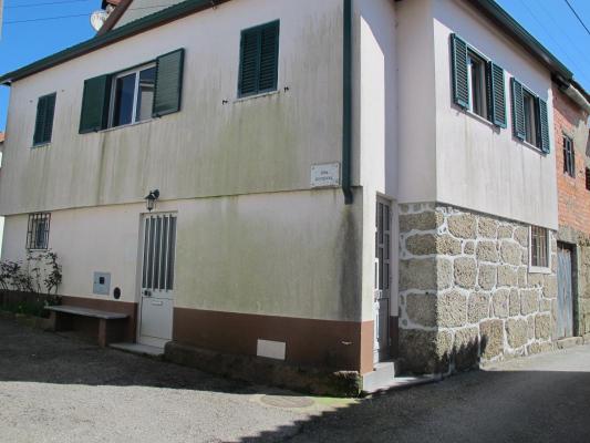 Portugal ~ Centro ~ Viseu ~ Santa Comba Do - Hoekwoning