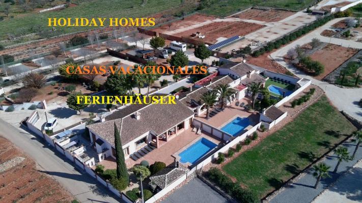 Spanje ~ Valencia (Regio) ~ Alicante (prov.) ~ Binnenland - B & B / Pension