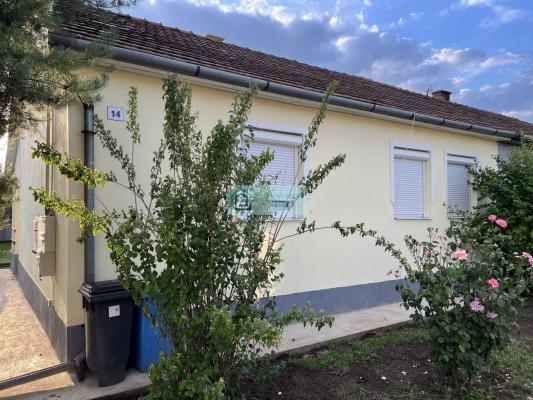 Hongarije ~ Noord - Eger en Tokaj ~ Borsod-Aba�j-Zempl�n - Duplex woning
