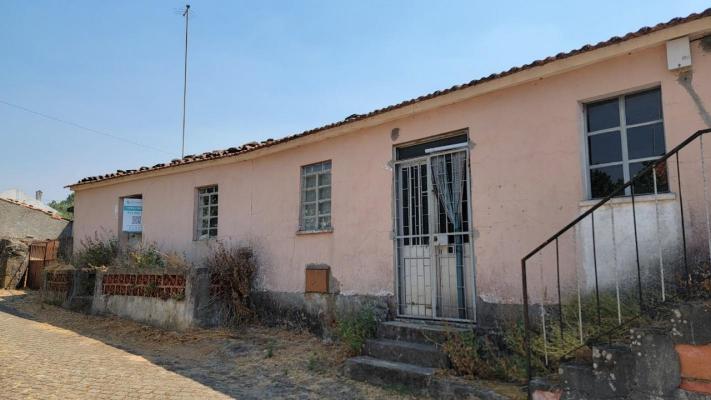 Portugal ~ Castelo Branco - Renovatie-object