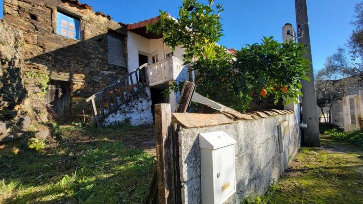 Portugal ~ Centro ~ Castelo Branco ~ Proen�a-a-Nova - Renovatie-object