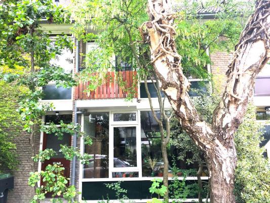 Nederland ~ Zuid-Holland - Tussenwoning