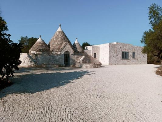 Itali ~ Apuli - Villa
