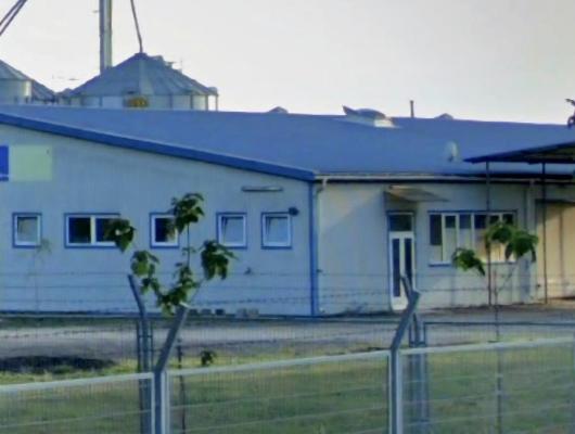 Hongarije ~ Zuid: Pcs & Villny ~ Baranya (Pcs) - Bedrijfspand