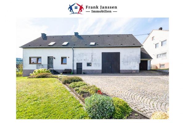 Duitsland ~ Rheinland-Pfalz ~ Eifel - (Woon)boerderij