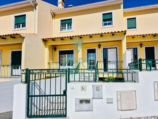Portugal ~ Centro ~ Leiria ~ Alcobaa - Tussenwoning