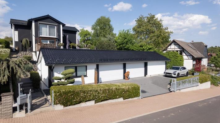 Villa te koop in Duitsland - Hessen - Hessisches Bergland - Bad Zwesten -  439.000