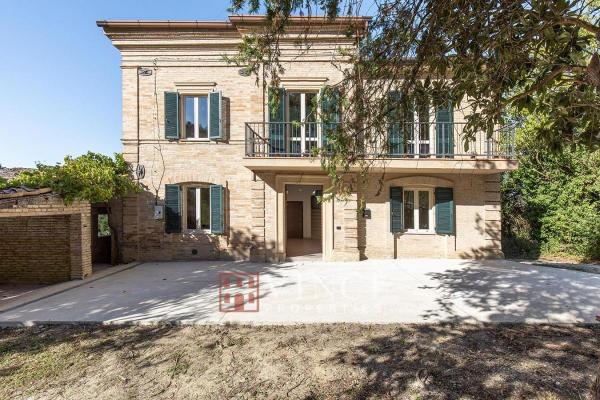 Itali� ~ Marken / Marche - (Woon)boerderij