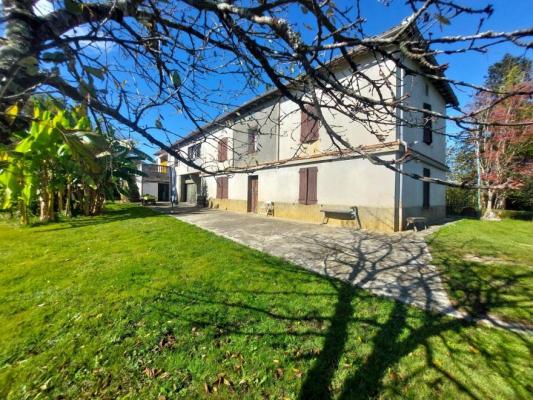 Frankrijk ~ Midi-Pyrnes ~ 31 - Haute-Garonne - (Woon)boerderij