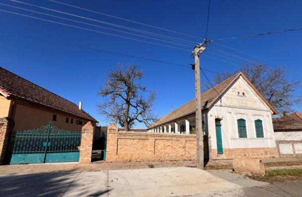 Hongarije ~ Zuid: P�cs & Vill�ny ~ Baranya (P�cs) - (Woon)boerderij