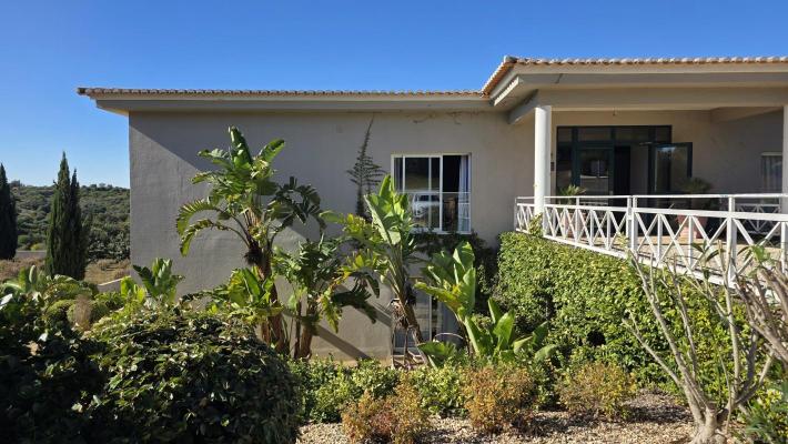 Portugal ~ Algarve - Faro ~ Lagoa - Appartement