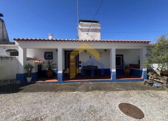 Portugal ~ �vora ~ Estremoz - Halfvrijstaand