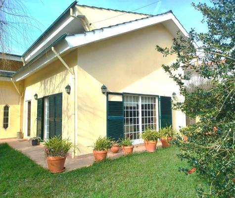 Villa te koop in Portugal - Aveiro - Oliveira de Azem�is - Macieira de Sarnes - � 365.000