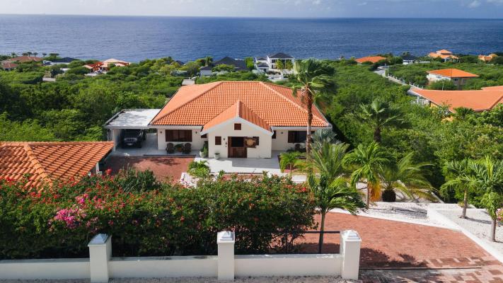 Antillen ~ Cura�ao - Villa