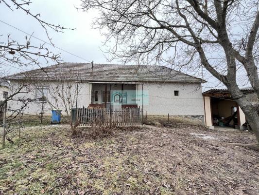 Hongarije ~ Noord - Eger en Tokaj ~ Borsod-Aba�j-Zempl�n - Woonhuis