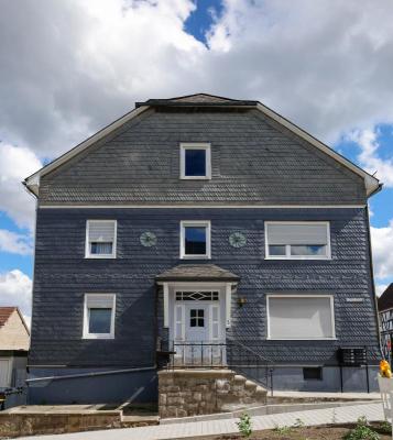 Duitsland ~ Nordrhein-Westfalen ~ Sauerland - Meergezinswoning