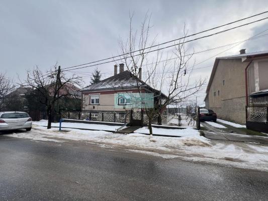 Hongarije ~ Noord - Eger en Tokaj ~ Borsod-Aba�j-Zempl�n - Woonhuis