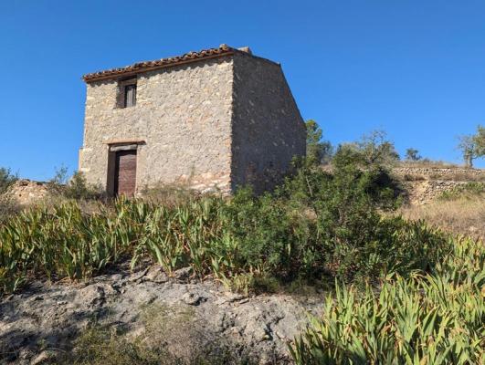 Spanje ~ Cataloni� ~ Tarragona ~ Binnenland - (Woon)boerderij Finca
